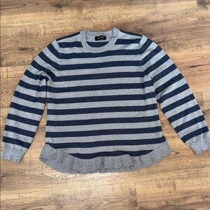 IVANKA TRUMP Silver and blue Striped Crew Neck Sweater